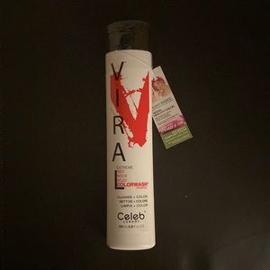 NWT Viral Extreme Red Color Wash